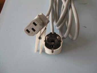 pripojovacie a predlžovacie káble
