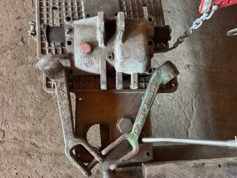 Zetor 25 hydraulika - 1