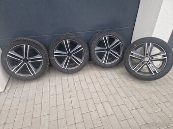 Mercedes originál 18" zimní kola Continental – TOP stav
