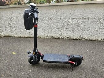 Predam uplne novu elektrokolobezku iScooter T4 model 2025