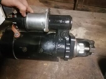 Štartér na Bager 324 GAT