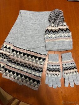 Čiapka, rukavice, šál súprava