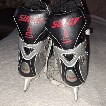 Korčule veľkosť 33