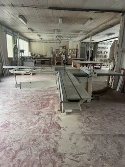 Predaj haly s pozemkom v obci Valaská. - 1