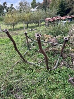 Zetor 50 super ochranný rám