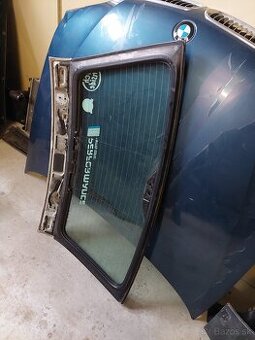 E39 touring okno zadne