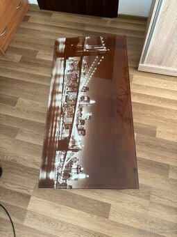 Konferenčný stolík