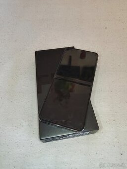 Predám Samsung Galaxy zflip 4