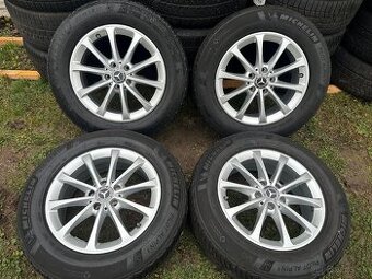 Mercedes benz zimná sada 215/65r17