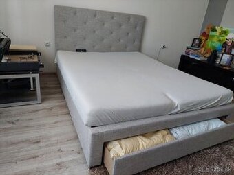 Manželská posteľ 160/200 + madrace