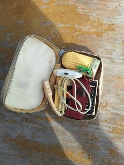 Holiaci strojček retro