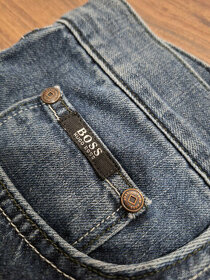 Pánske kvalitné džínsy Hugo Boss - veľkosť 34/34
