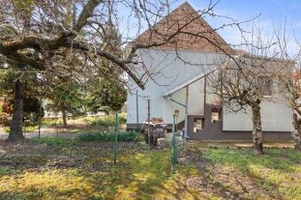 Rodinný dom na predaj vo Vajnoroch s možnosťou ďalšej výstav