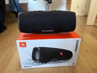 JBL Charge 4