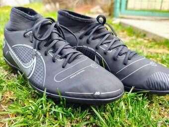 Kopačky Mercurial Superfly 8 Veľkosť 43 - EU