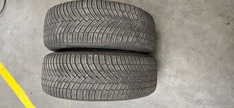 Predam 2x celorocne pneu pirelli