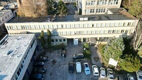 TIMA Real ponúka na predaj administratívu budovu