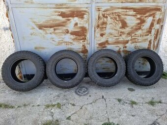 Goodyear wrangler 255/70R18