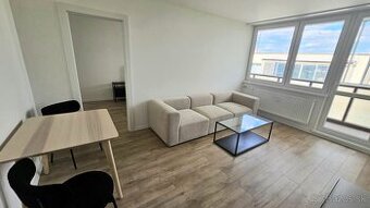 NOVINKA - 3 izb. byt UHEROVA ul. Terasa, NOVOZREKONŠTRUOVANÝ