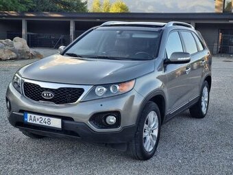 KIA SORENTO 2,2CRDi 4x4 7.MIESTNE
