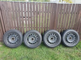 Predám zimné pneu značky Dunlop 205/60