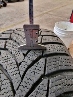 215/55R17 NEXEN