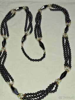 NÁHRDELNÍK HEMATIT