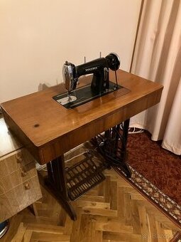 Šijací stroj, šľapací, Minerva