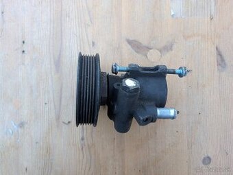 VW Polo Lupo servo čerpadlo