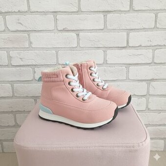 Dievčenské zimné topánky v.27