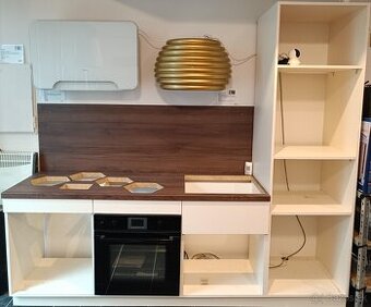 Predam "mini" kuchynu, rozmery na fotkach