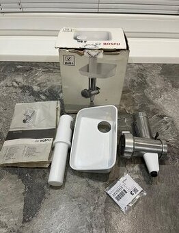 Mlynček Bosch mum 2-4 na kuchynský robot