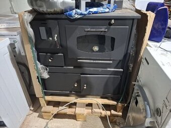 NOVÝ NEPOUŽITÝ sporák na tuhé palivo