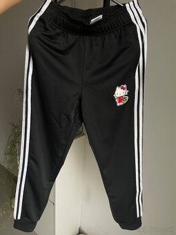 Nové detské tepláky AdidasxHello Kitty