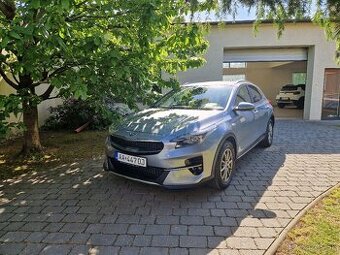 Kia Xceed 1,5T-GDI benzín 117,5 Kw,160 k