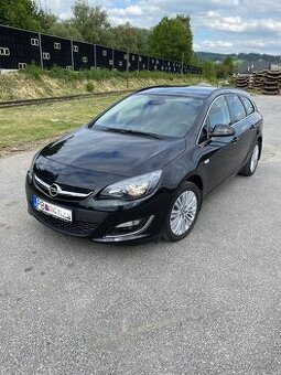 Opel Astra j sports tourer 1.4 turbo 103kw 29000km