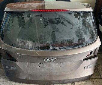 Kufrove dvere Hyundai i30