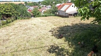 Pekný oplotený pozemok v blízkosti mesta Prešov, 727m2