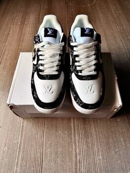 Nike Air Force 1 x Louis Vuitton