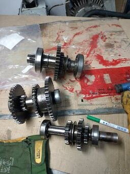 Kúpim prevodové ozubené kolesá na VS32