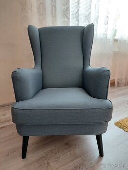 Kreslo a kancelárska stolička