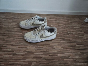 tenisky Nike Air Force 1 - 37