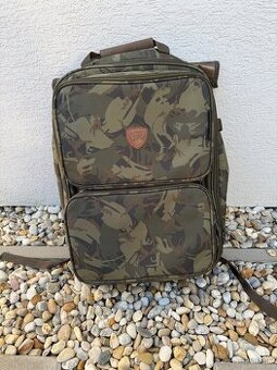 Predám batoh Giants Fishing