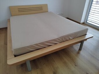 Predám manželskú posteľ