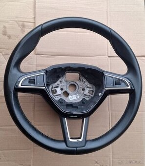 Multifunkčný volant Škoda Superb III (2016) – TOP stav