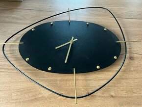 Dizajnové nástenné hodiny