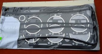 Sada tesnení pre Kirovec/K-700