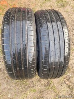Predám letné Pneu 215/55r17 5mm
