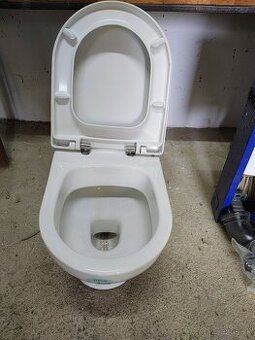 Závesné WC Jika
