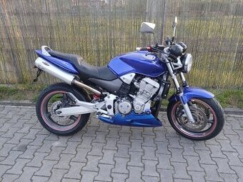 Honda CB900F Hornet
